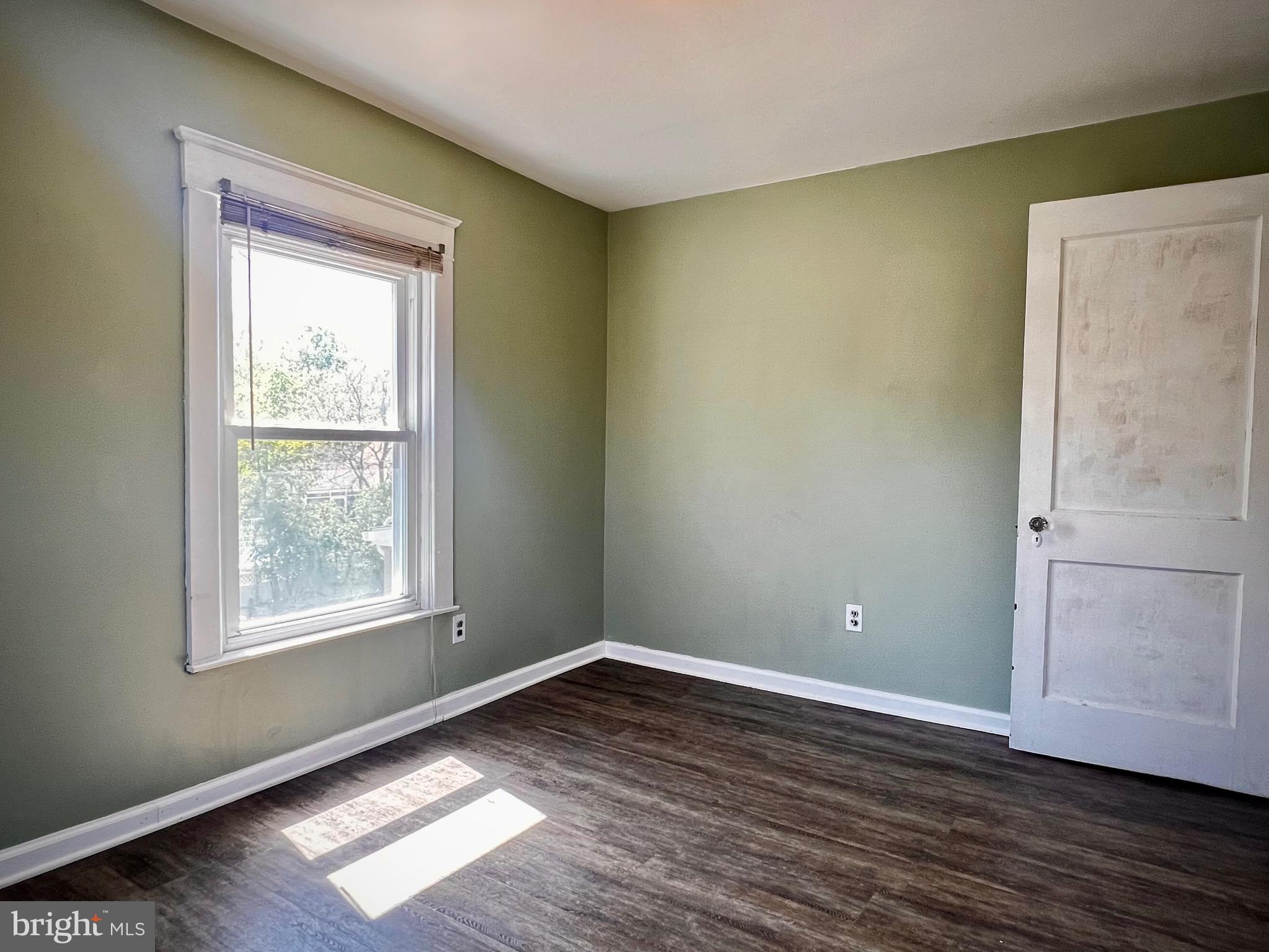 NEW FOREST - Residential