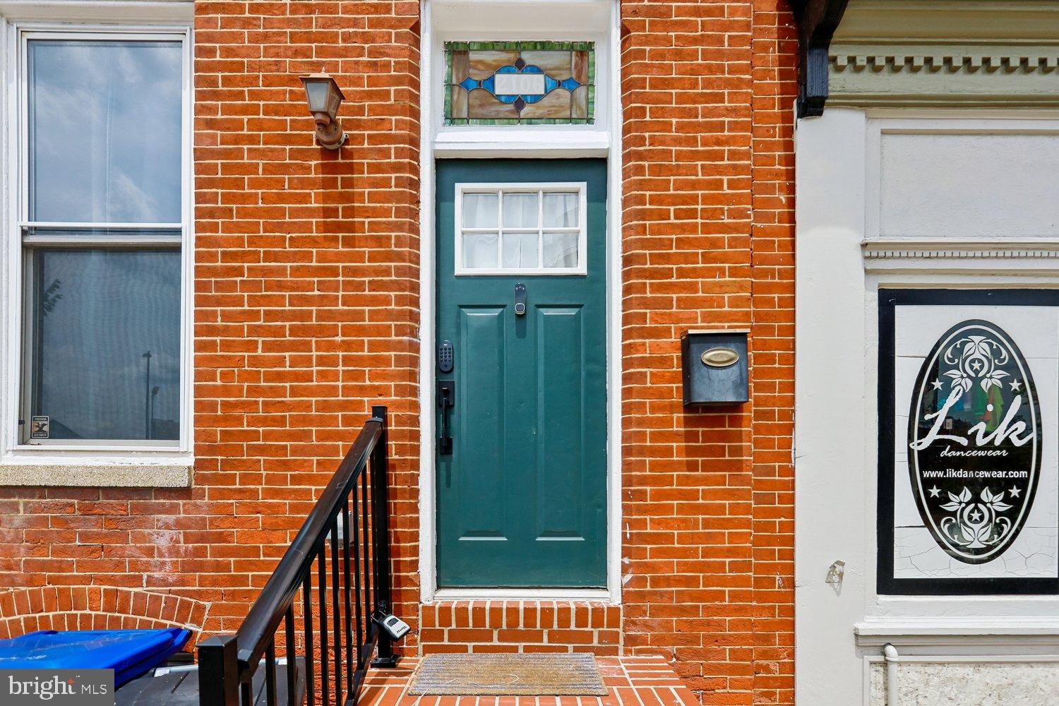 2106 FLEET STREET