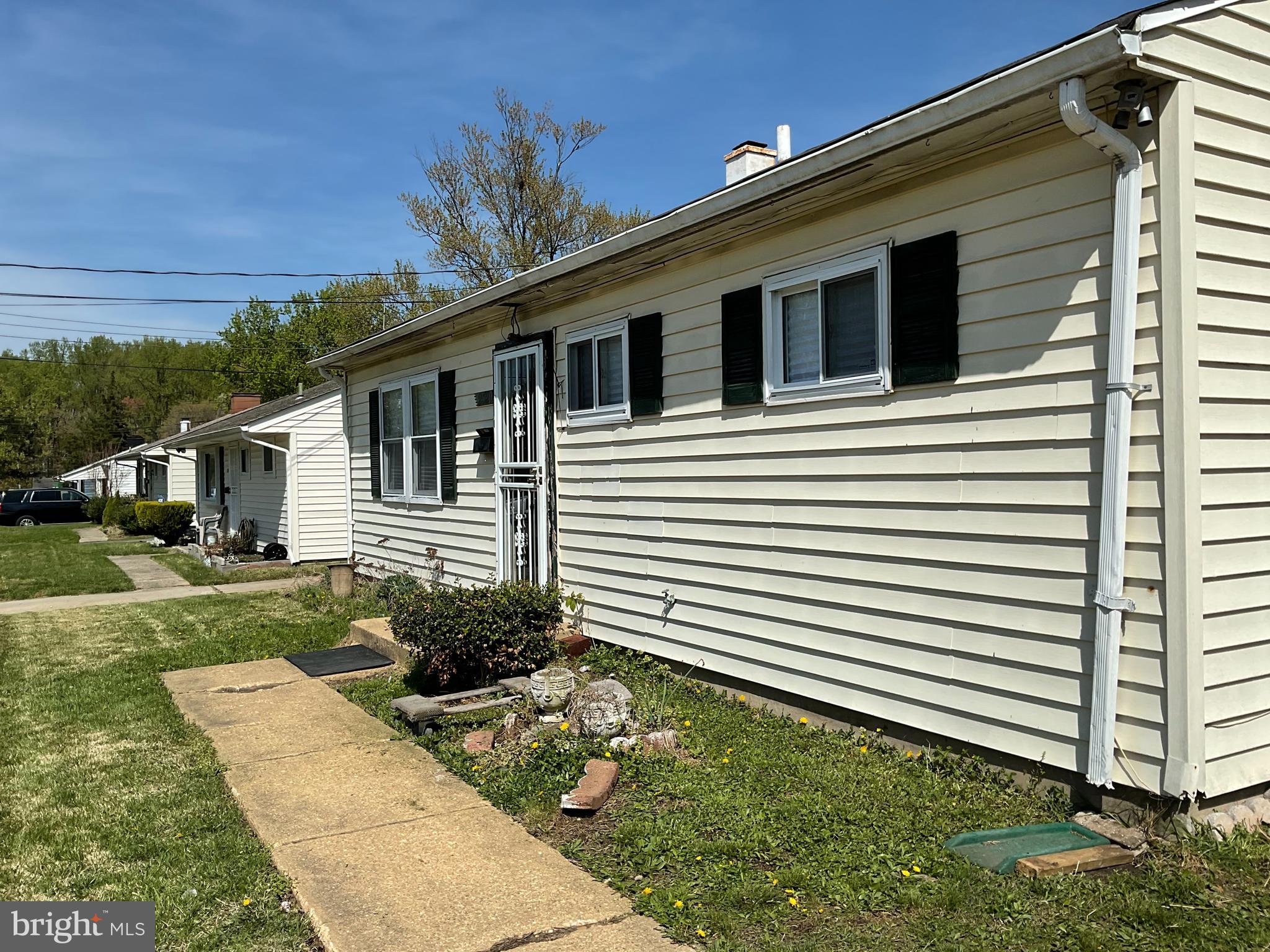 NORTH FORESTVILLE - Residential