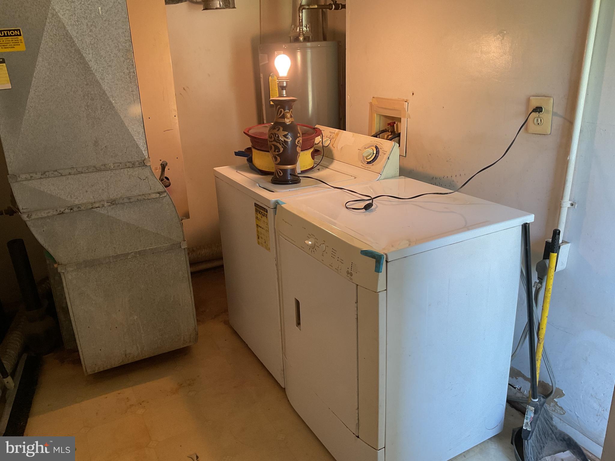 NORTH FORESTVILLE - Residential