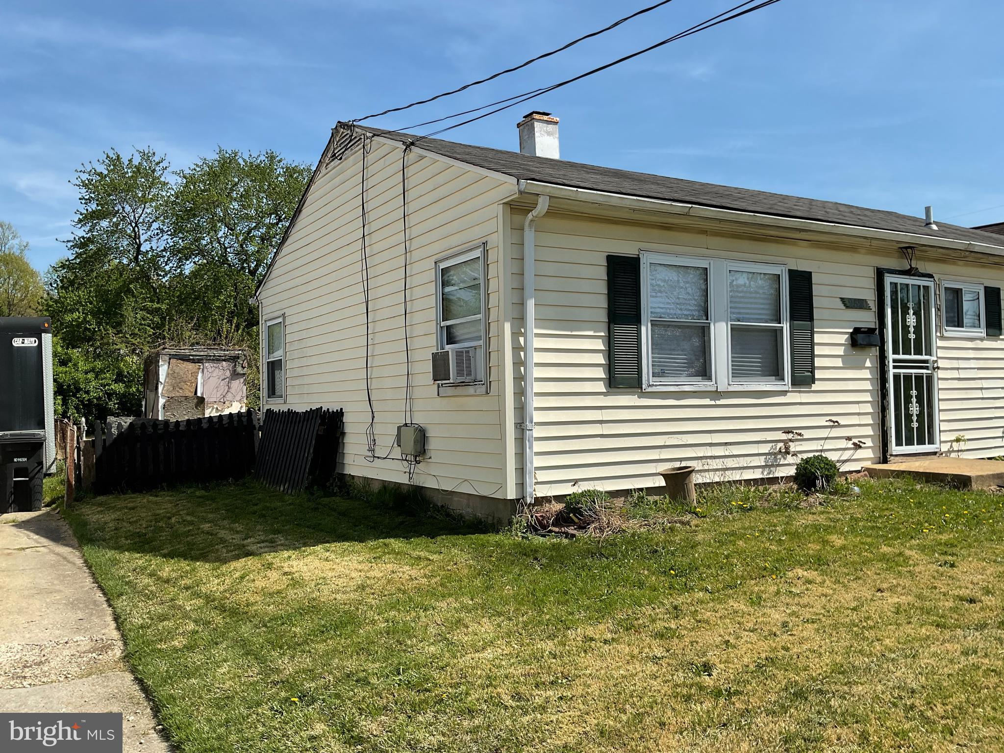 NORTH FORESTVILLE - Residential