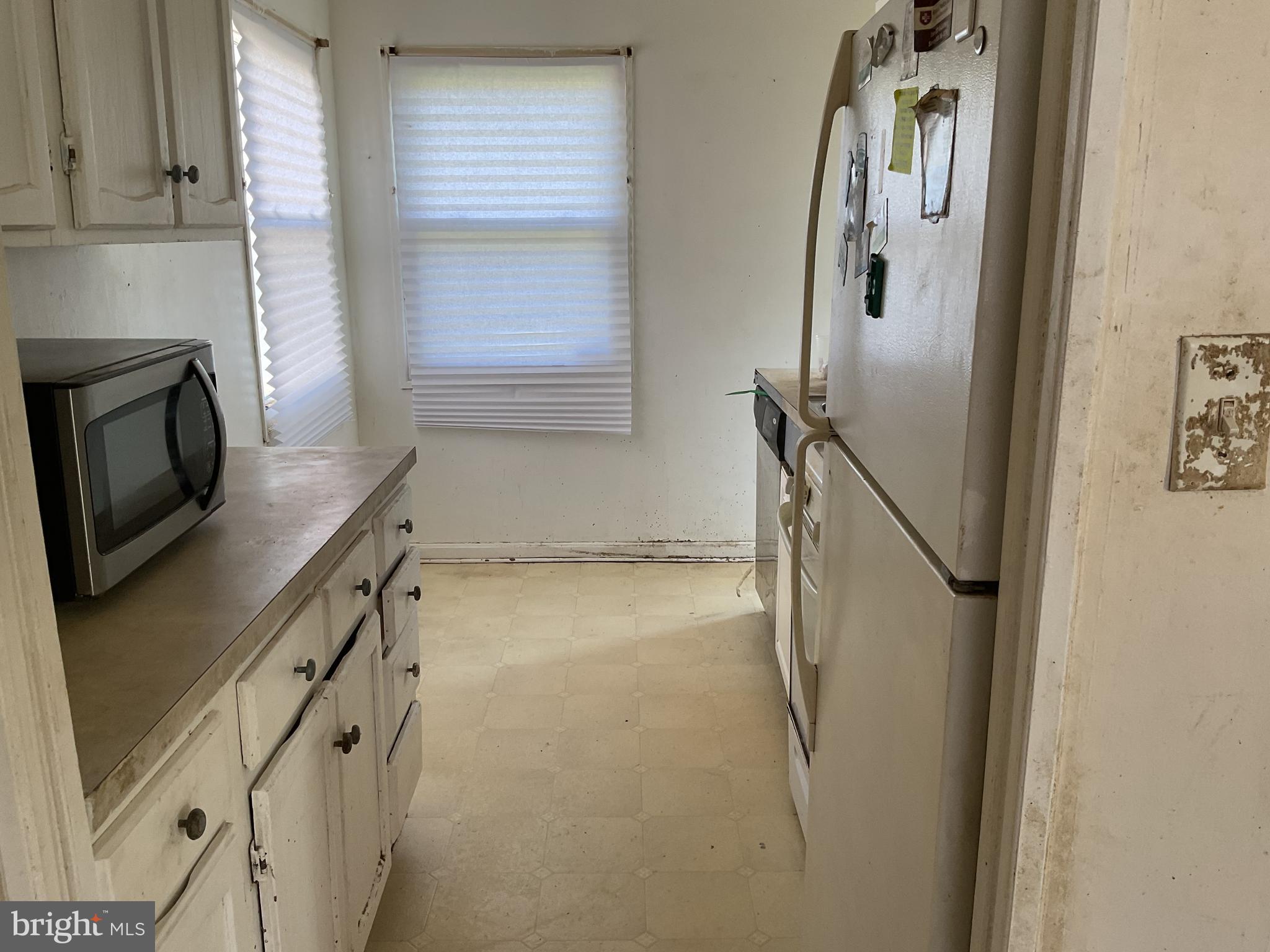 NORTH FORESTVILLE - Residential