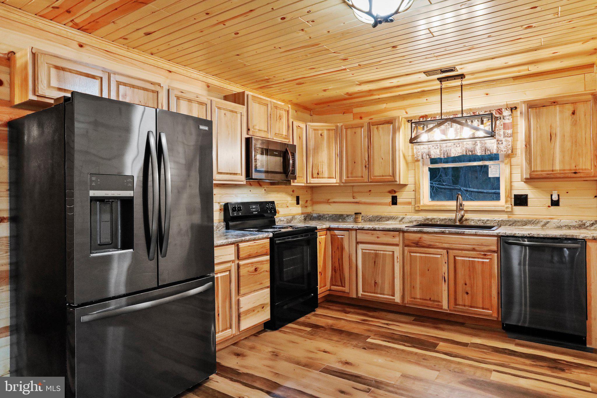 WALNUT RIDGE - Residential