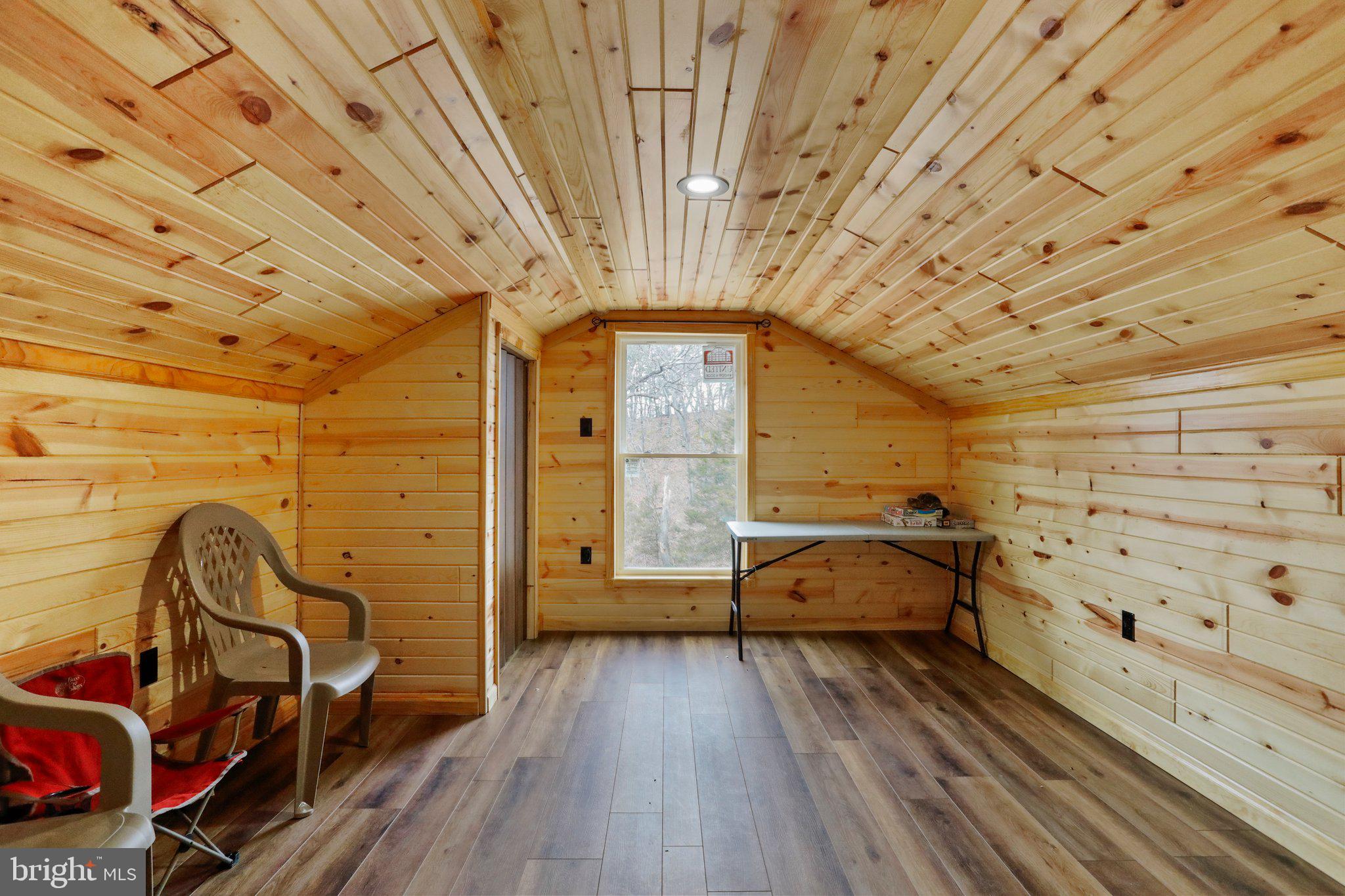 WALNUT RIDGE - Residential