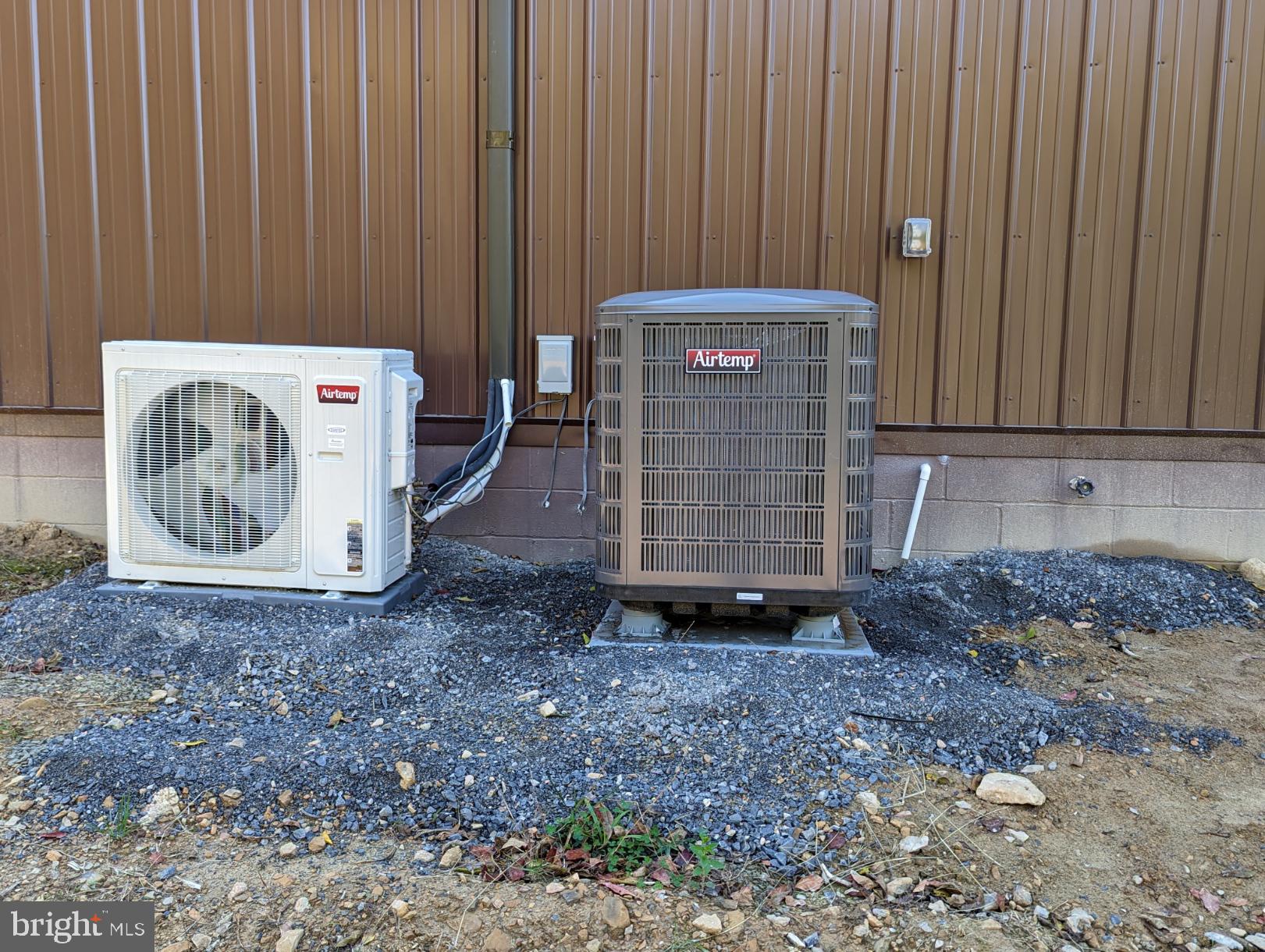 WALNUT RIDGE - Residential