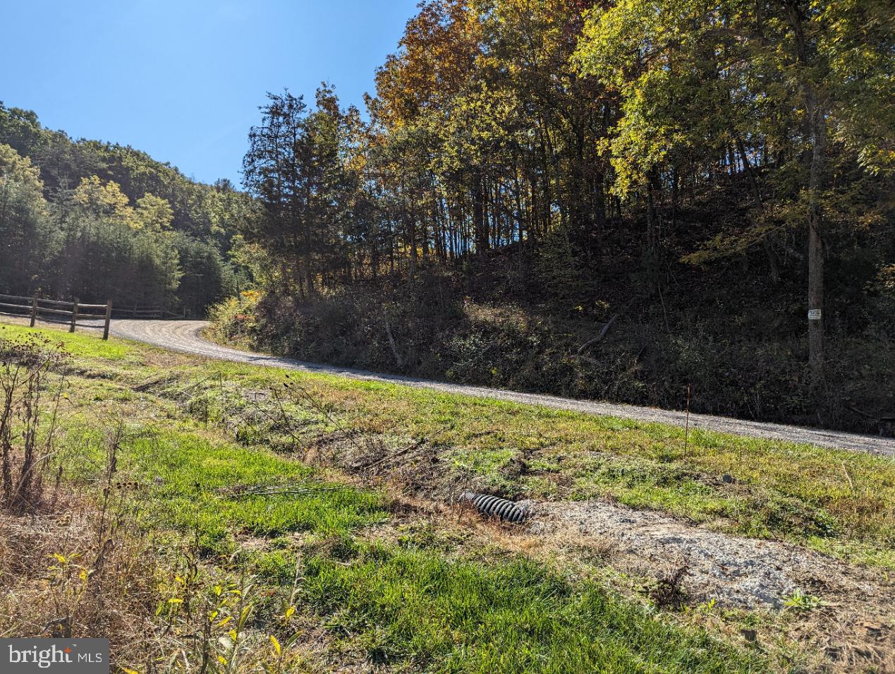 WALNUT RIDGE - Residential