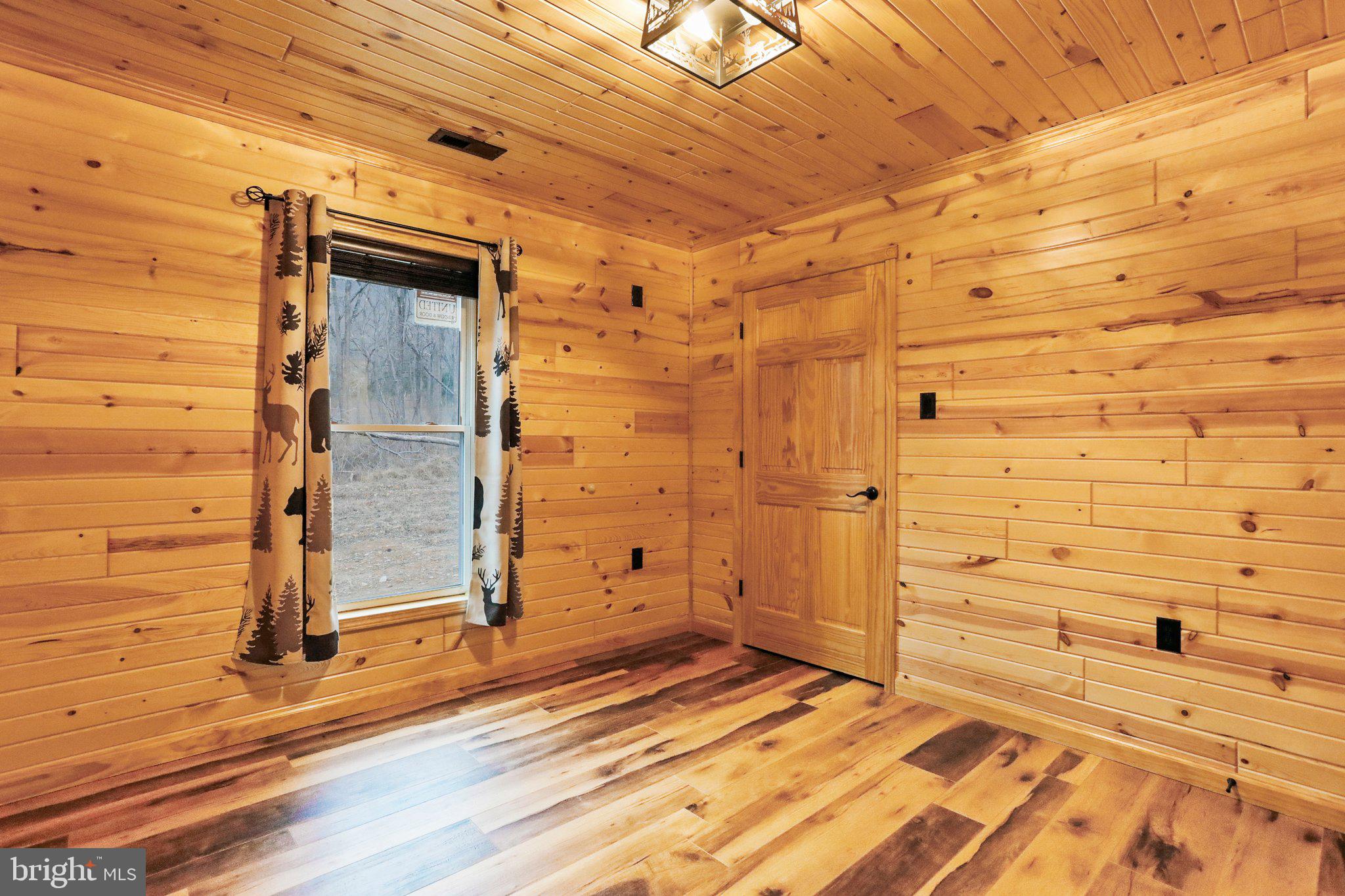 WALNUT RIDGE - Residential