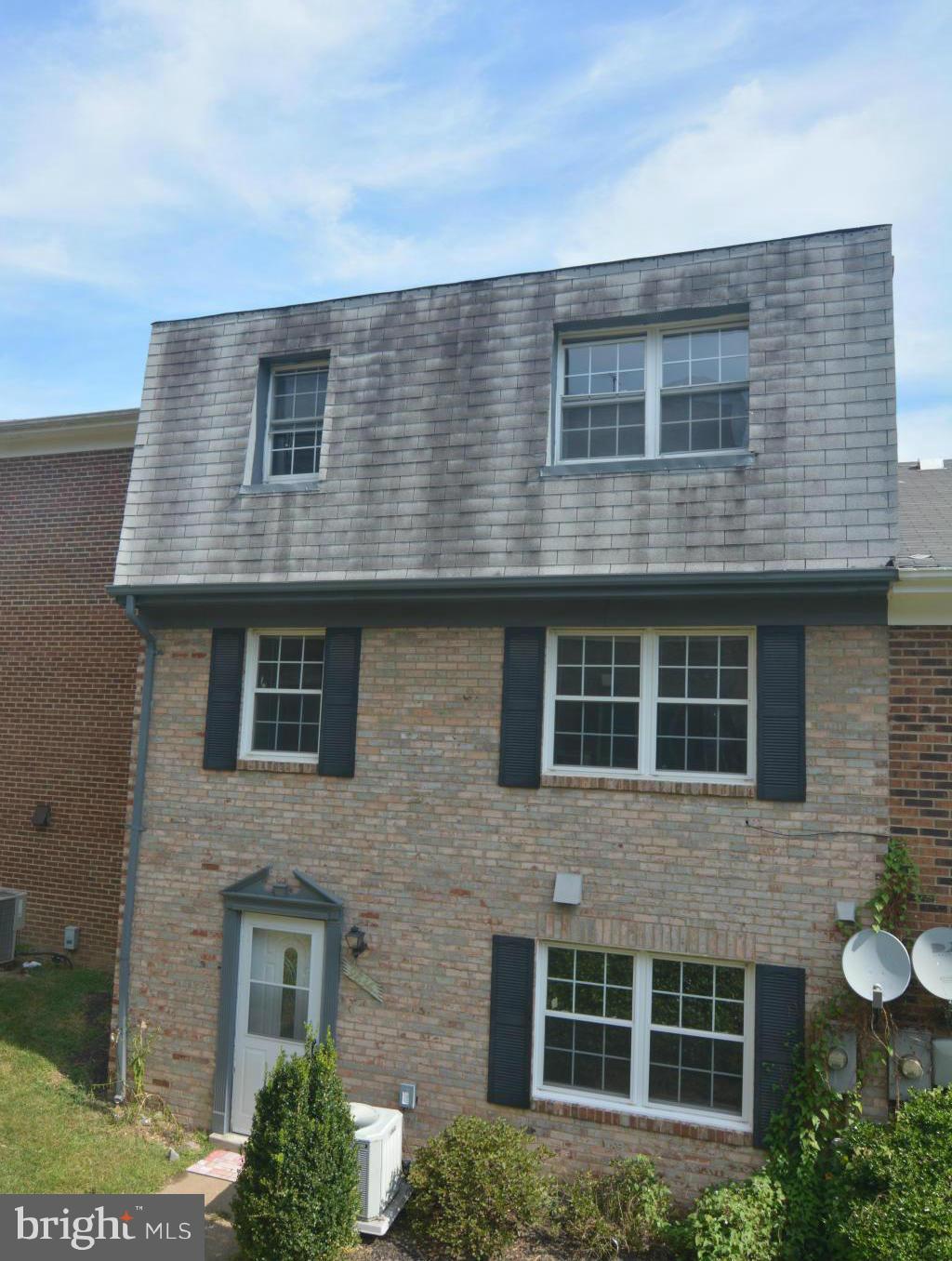 THE HIGHLANDS - Residential