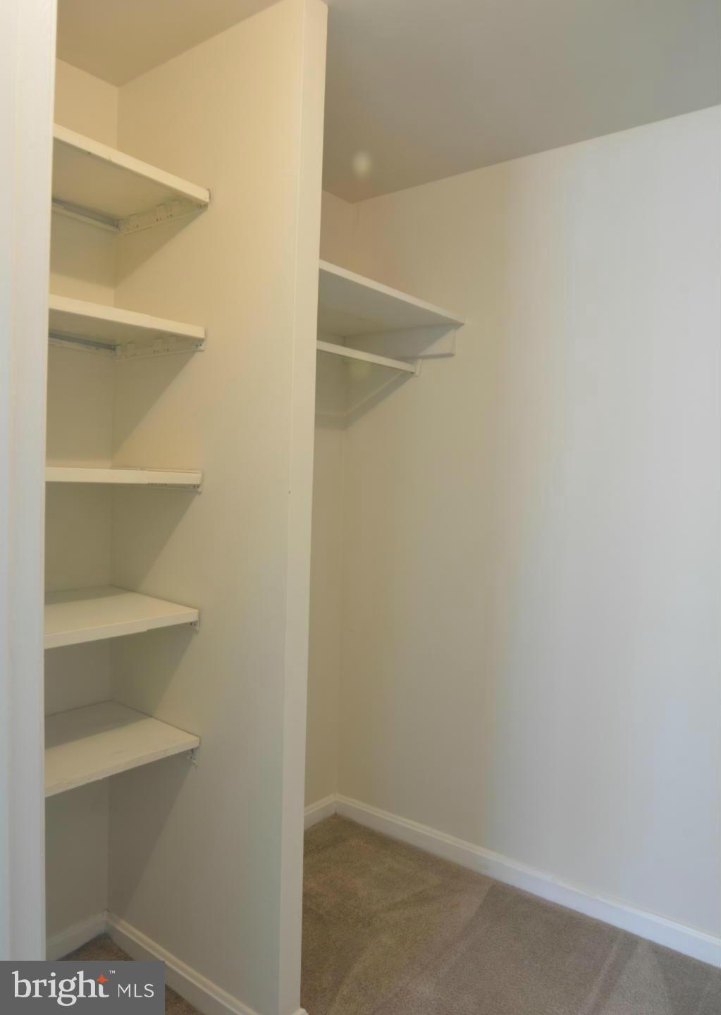 THE HIGHLANDS - Residential