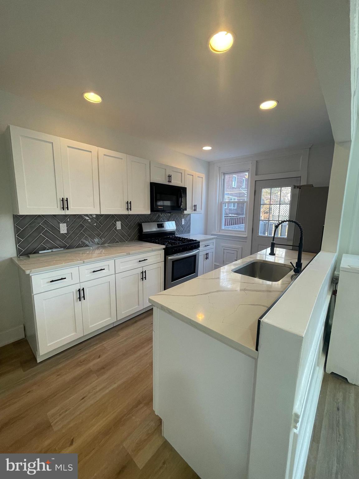 MERION STATION - Residential