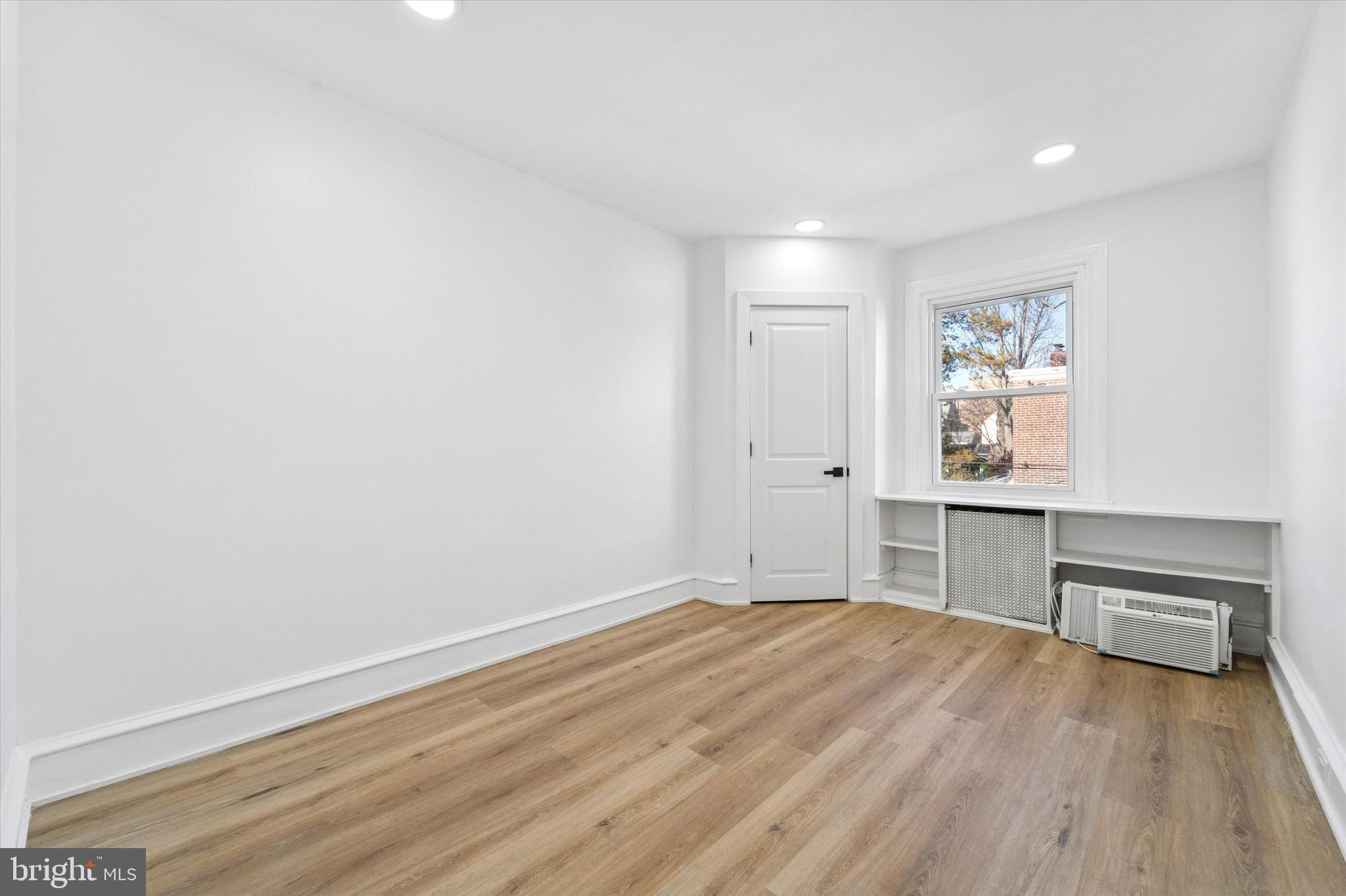 MERION STATION - Residential