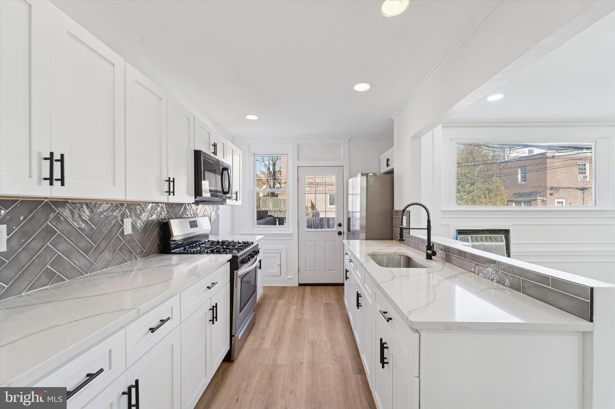 MERION STATION - Residential