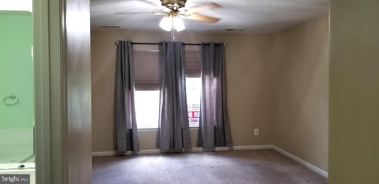 EAGLES LANDING AT WATERS EDGE - Residential Lease