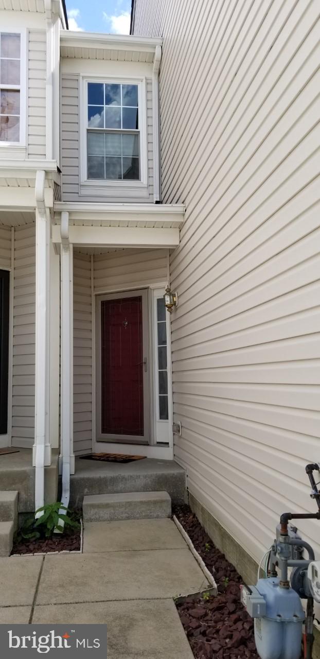 EAGLES LANDING AT WATERS EDGE - Residential Lease