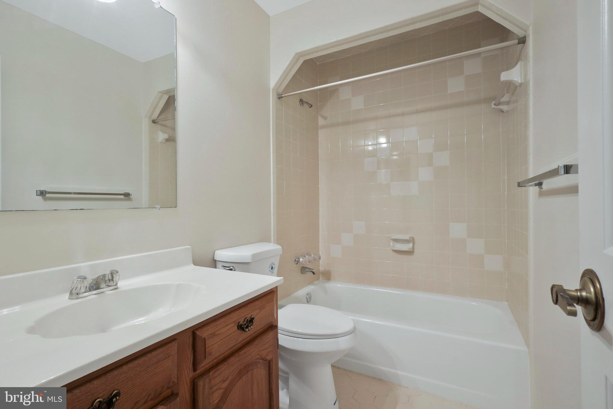 LAKEFORD - Residential Lease