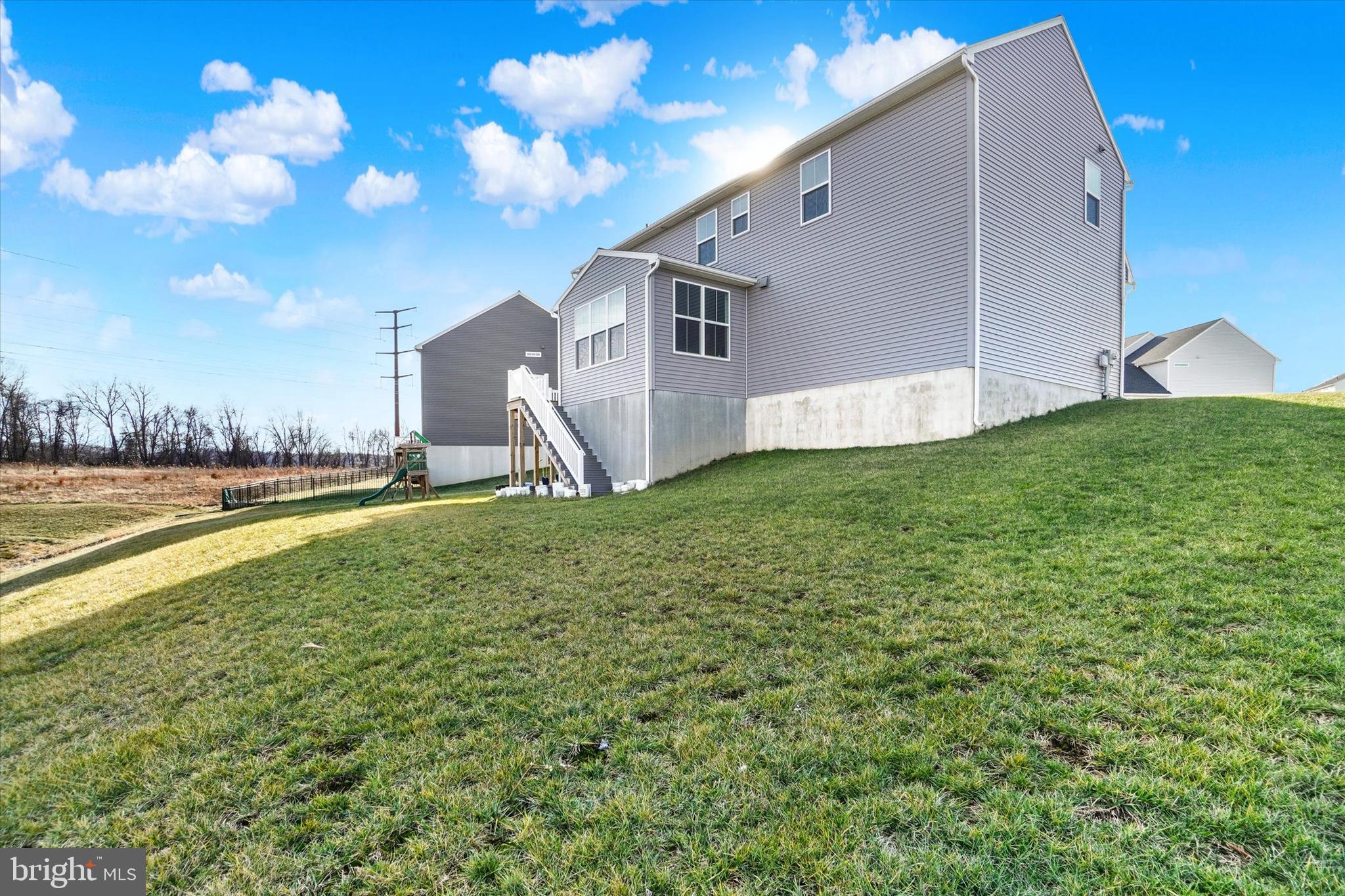 AUTUMN CHASE - Residential