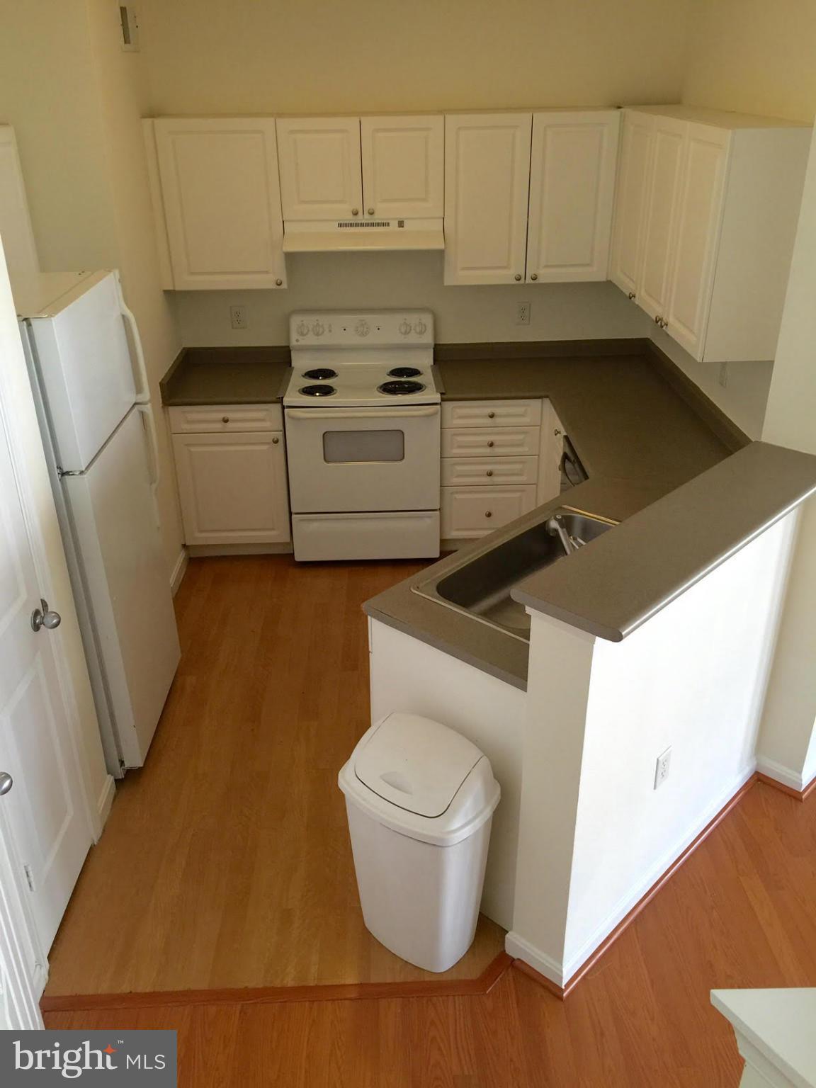 HIGH POINTE AT JEFFERSON PARK - Residential Lease