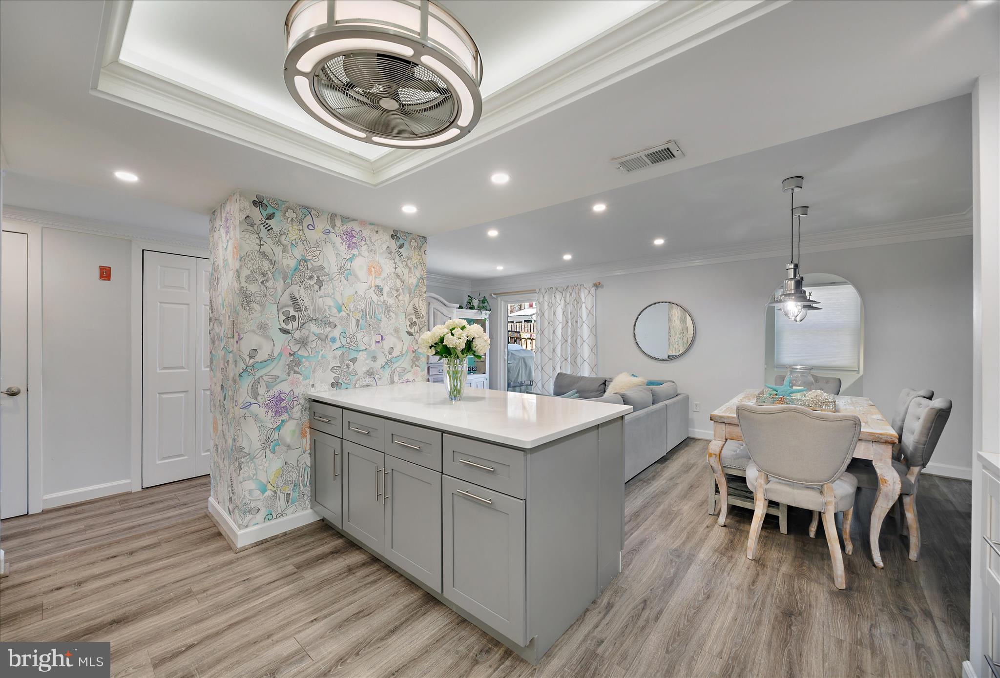 CROFTON TOWNE - Residential