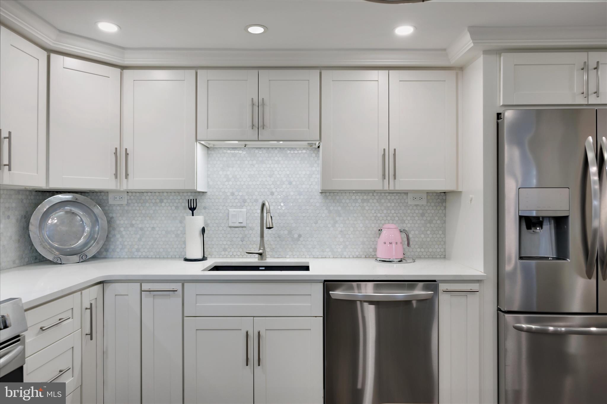 CROFTON TOWNE - Residential