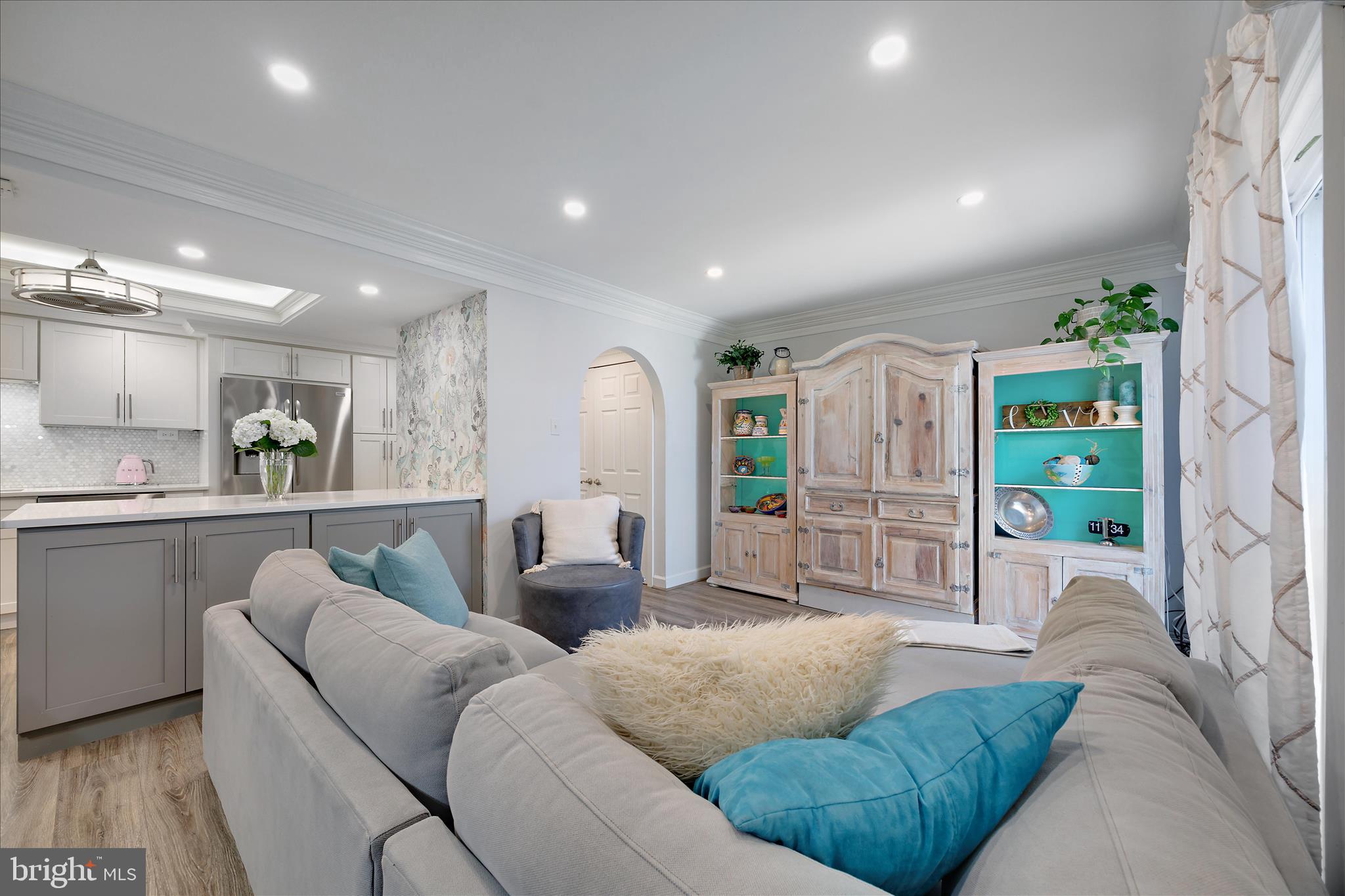 CROFTON TOWNE - Residential