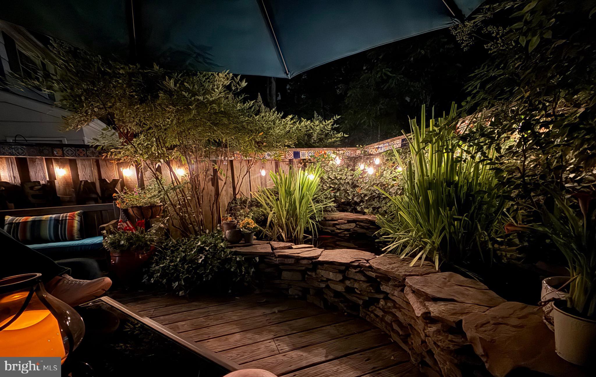 CROFTON TOWNE - Residential