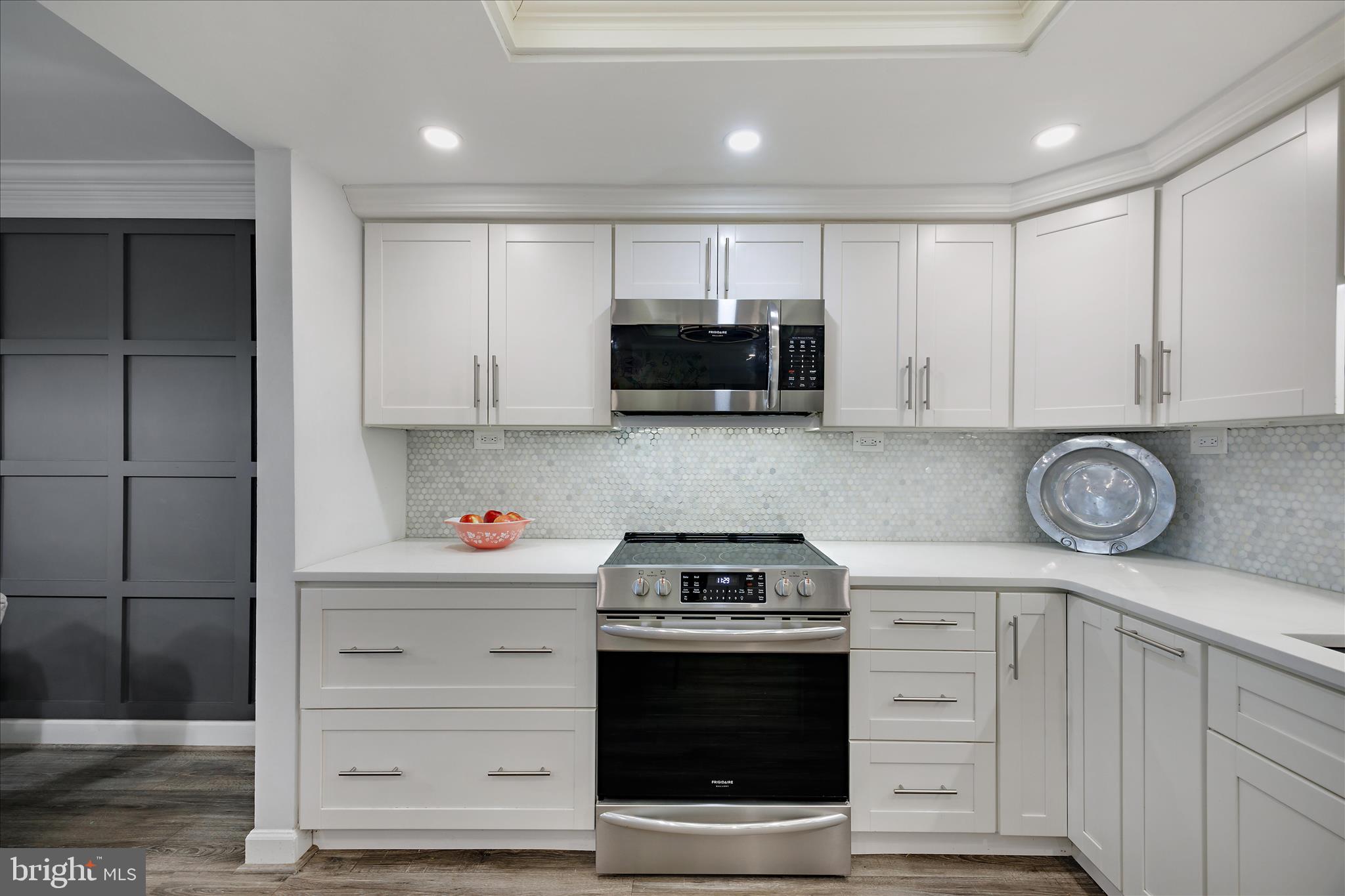 CROFTON TOWNE - Residential