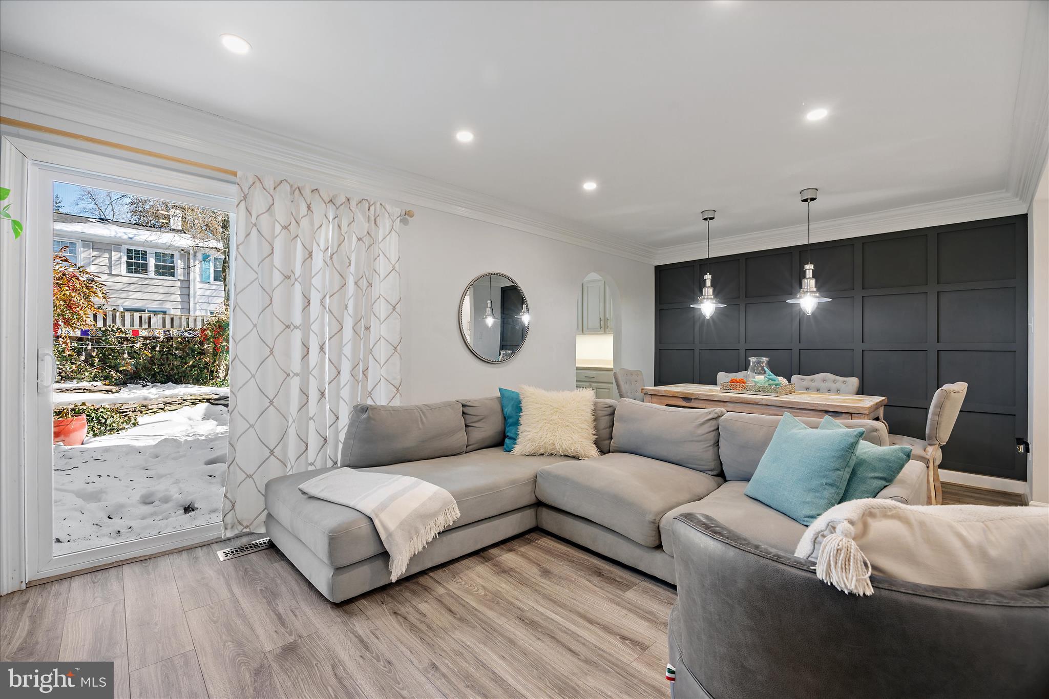 CROFTON TOWNE - Residential