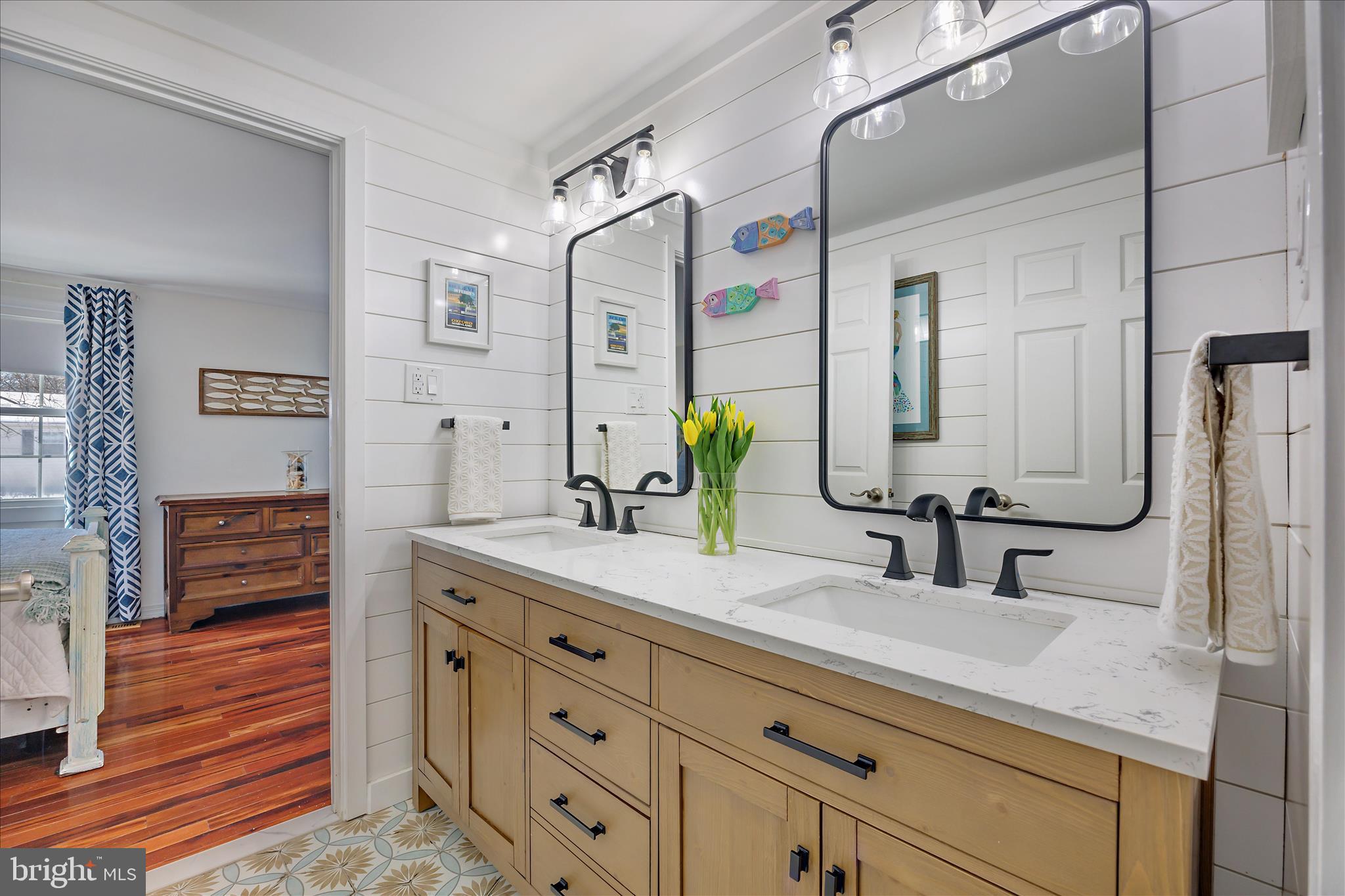 CROFTON TOWNE - Residential