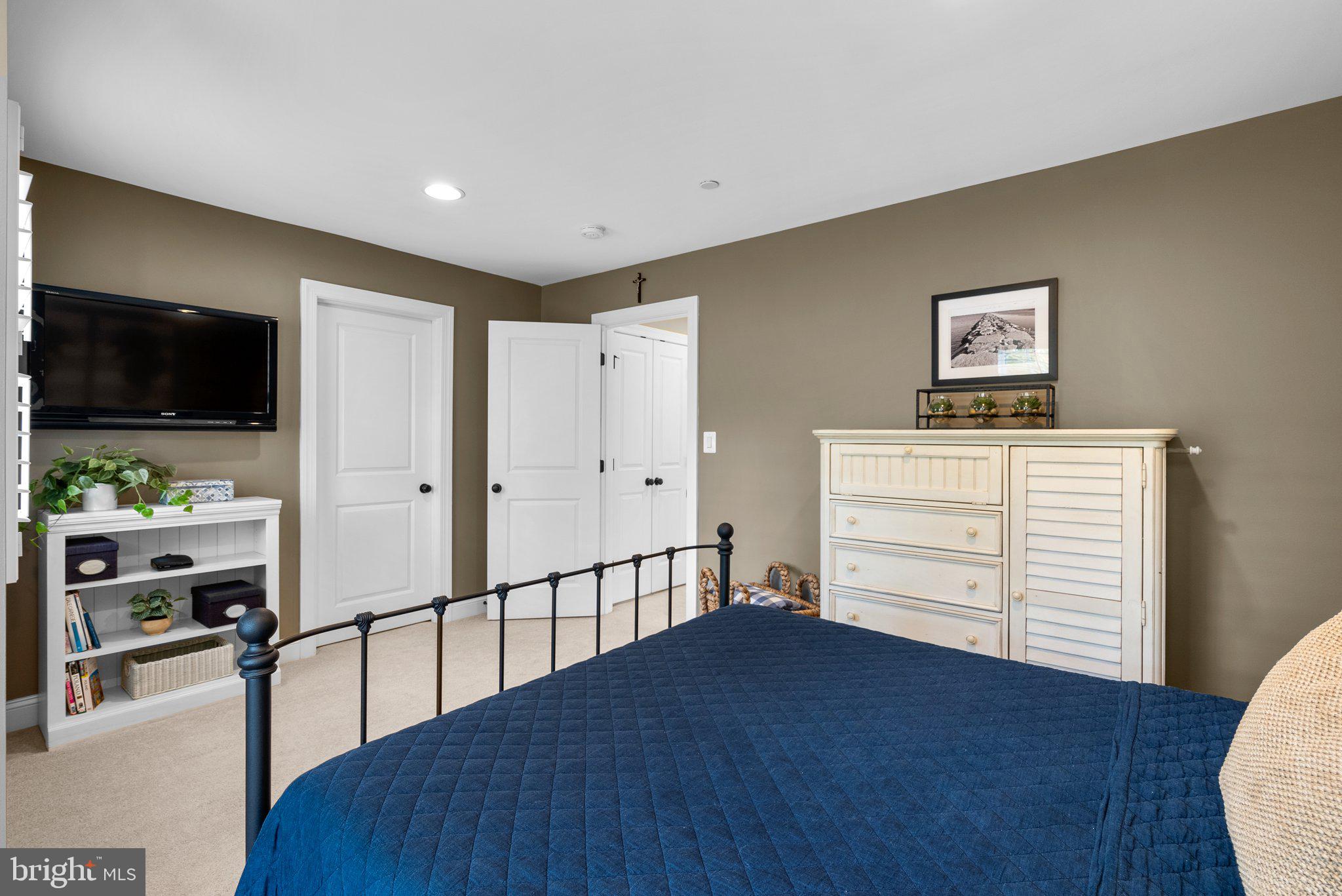 BEACHWOOD FOREST - Residential