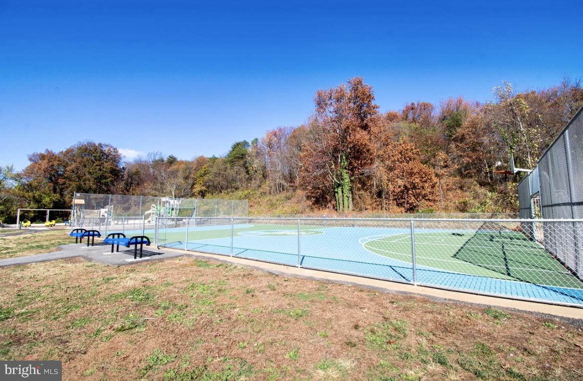 DEFENSE HEIGHTS - Residential