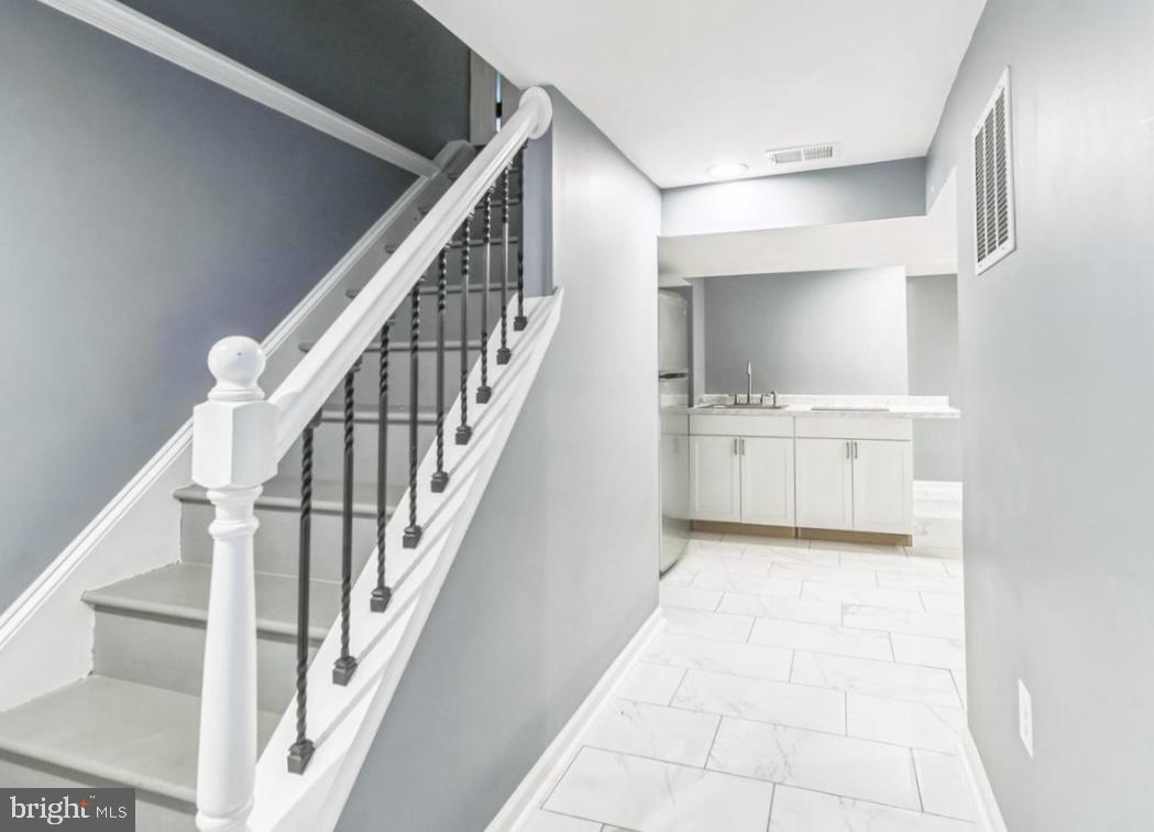 DEFENSE HEIGHTS - Residential