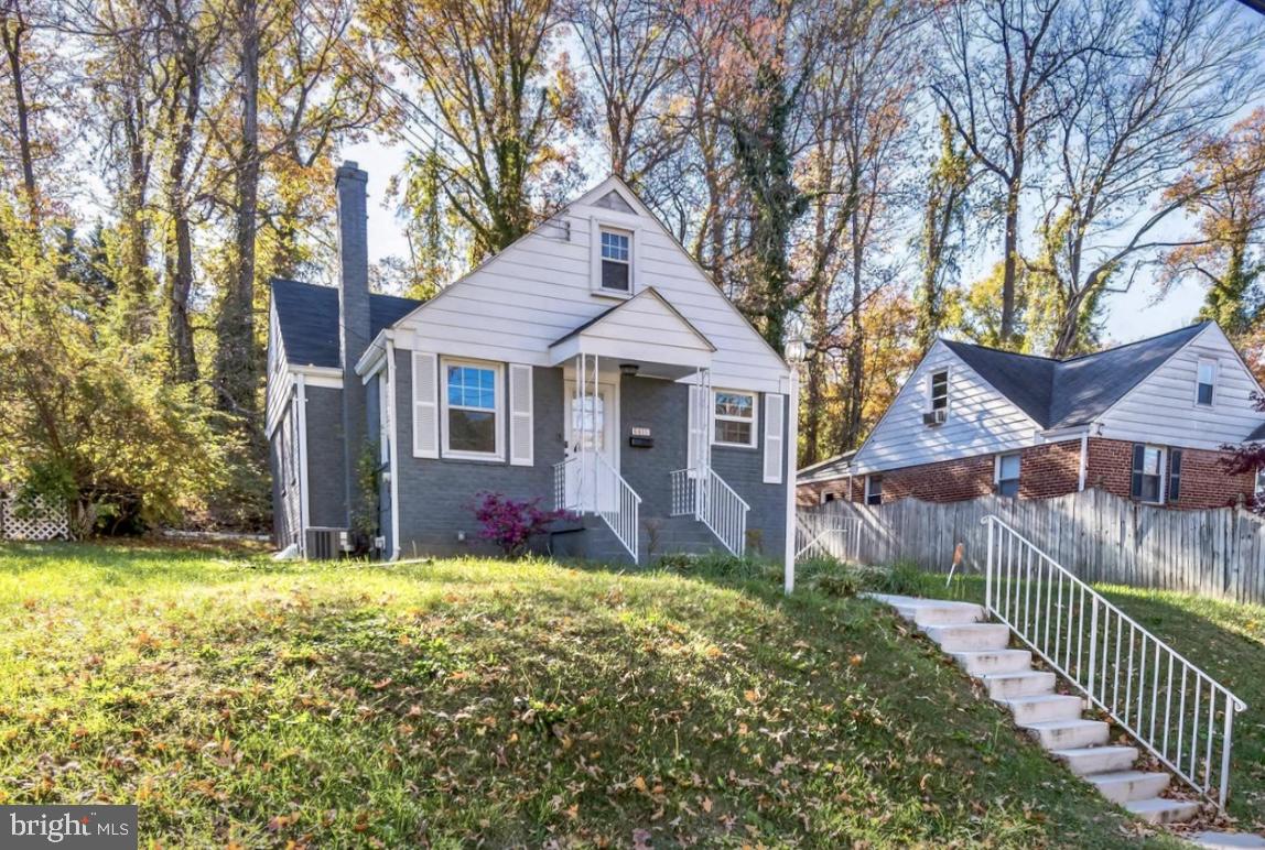 DEFENSE HEIGHTS - Residential