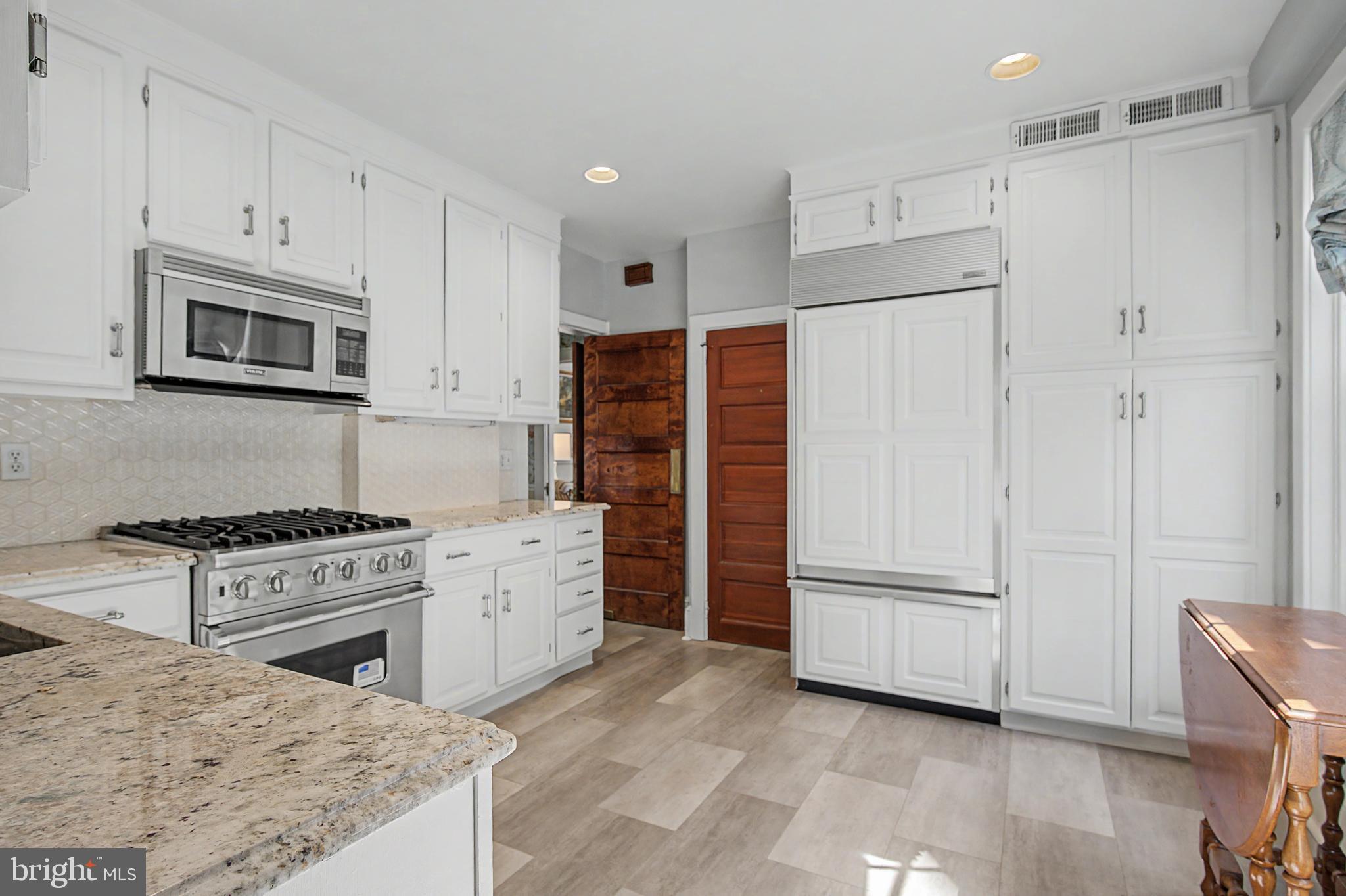 HIGHLANDS - Residential