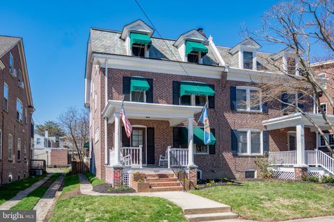Townhouse For Sale - 1411 Woodlawn Avenue<br/> WILMINGTON, DE 19806