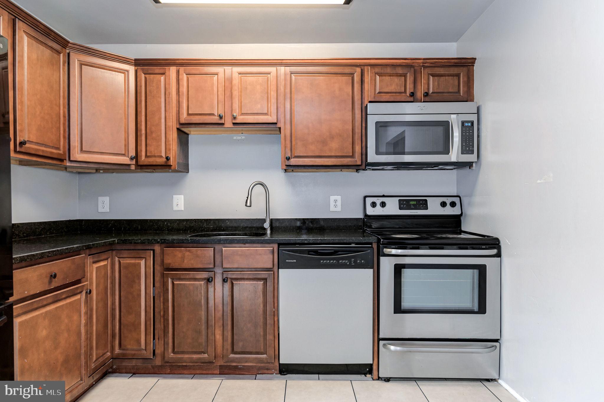 DALE CITY - Residential