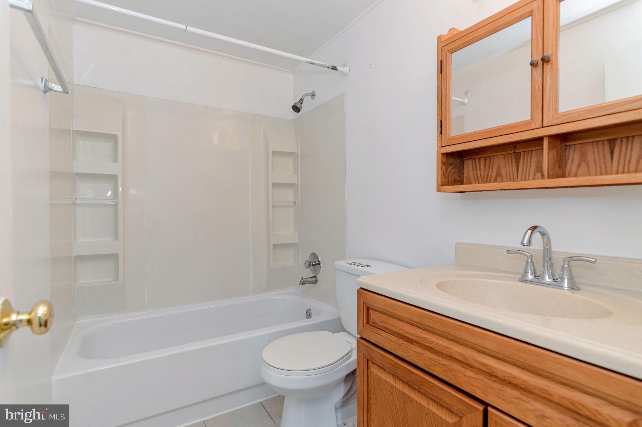 DALE CITY - Residential