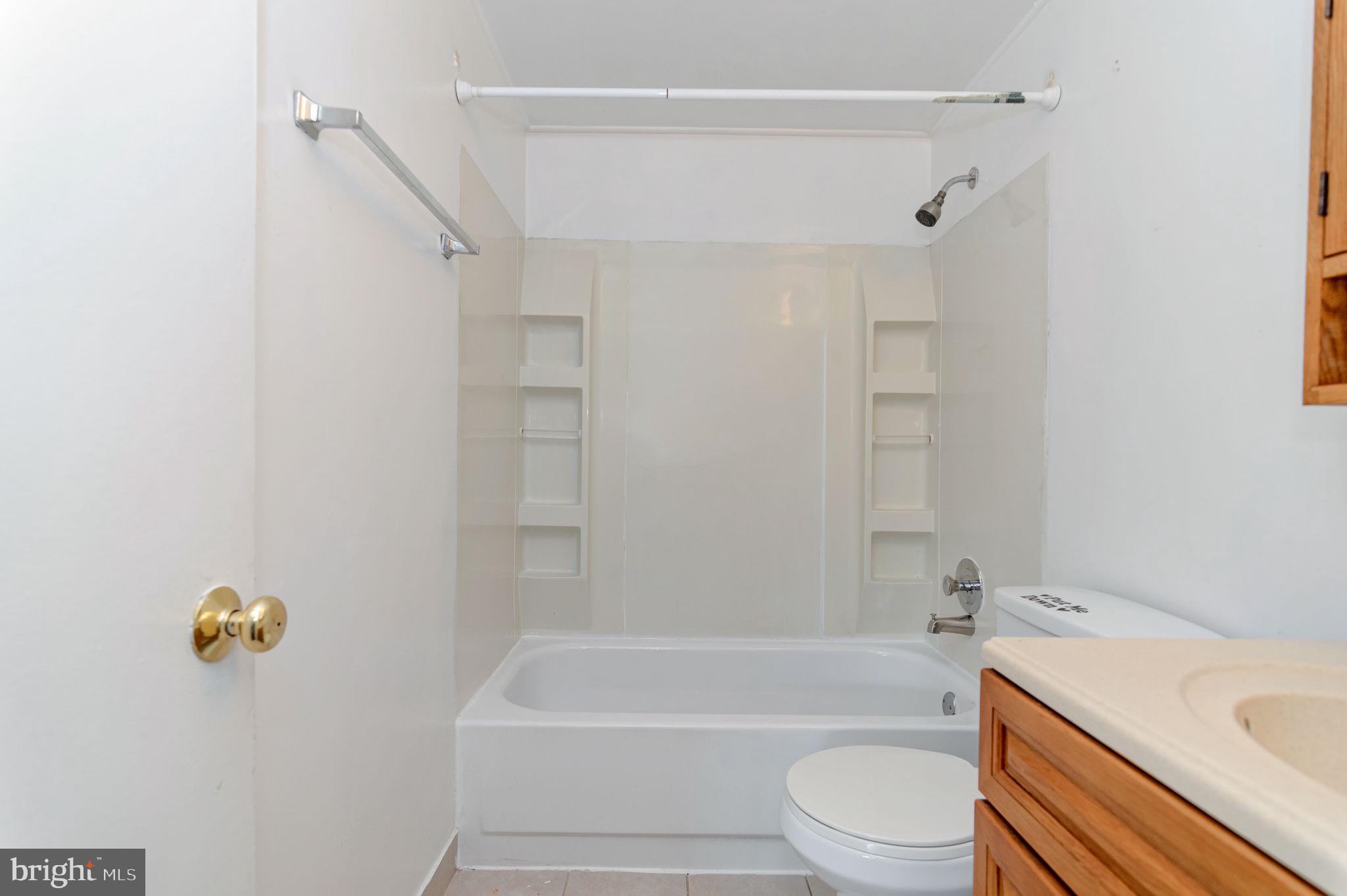 DALE CITY - Residential