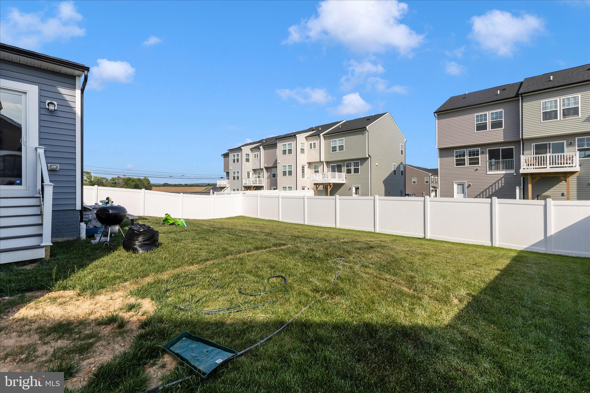 KING'S CROSSING - Residential