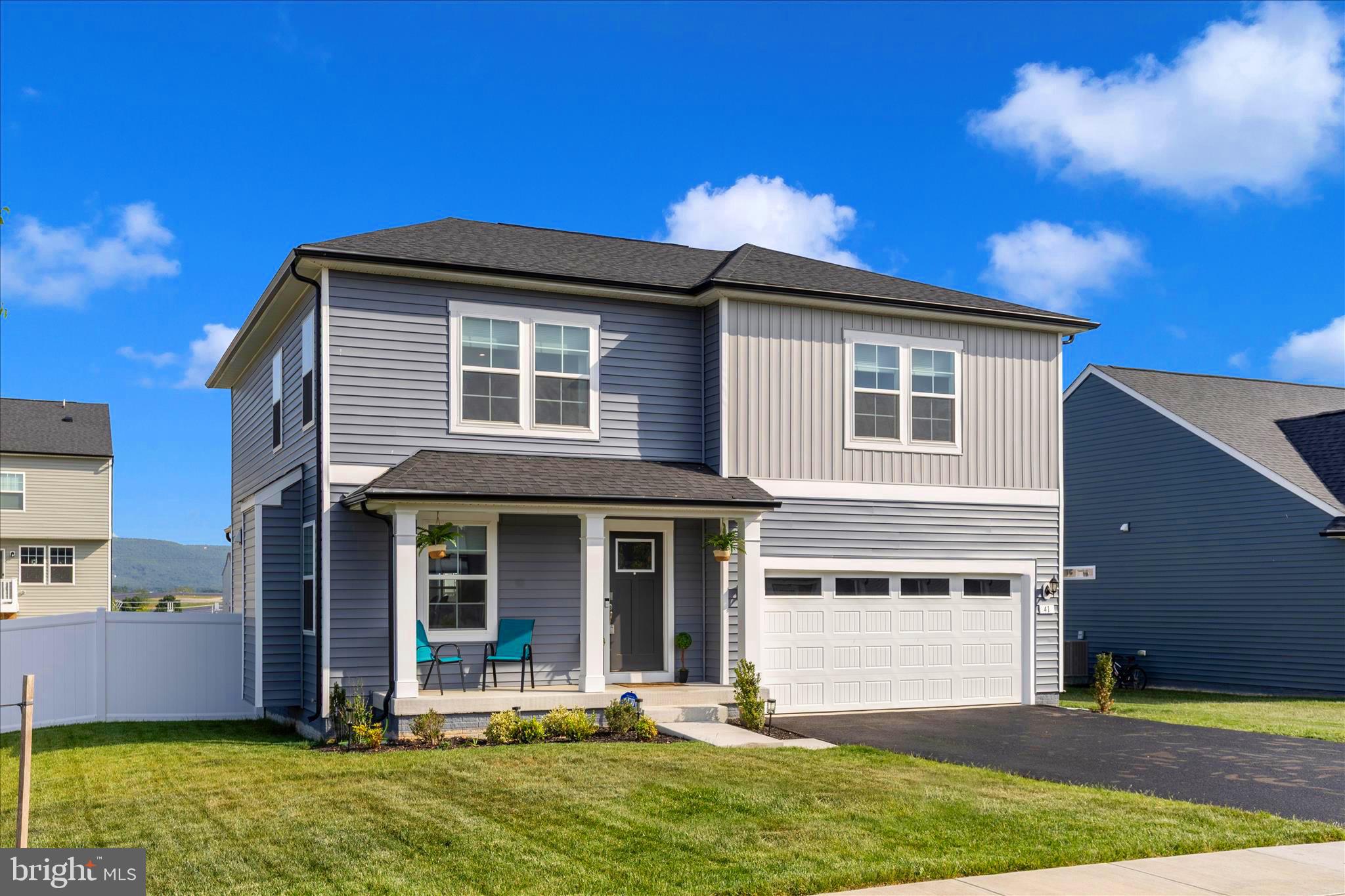 KING'S CROSSING - Residential