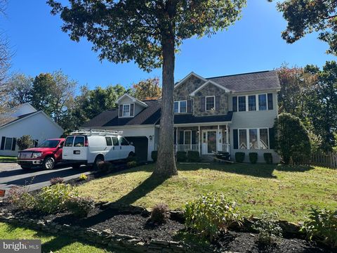 423 BRADLEY LANE SHIPPENSBURG PA 17257