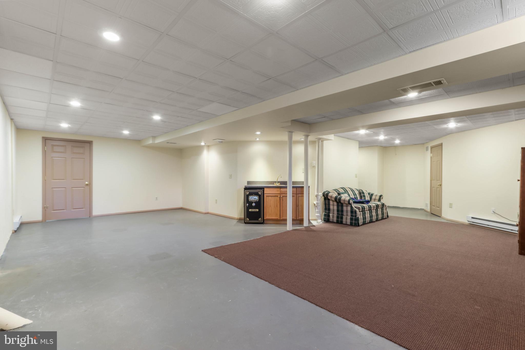 FAIRLAND FARMS - Residential