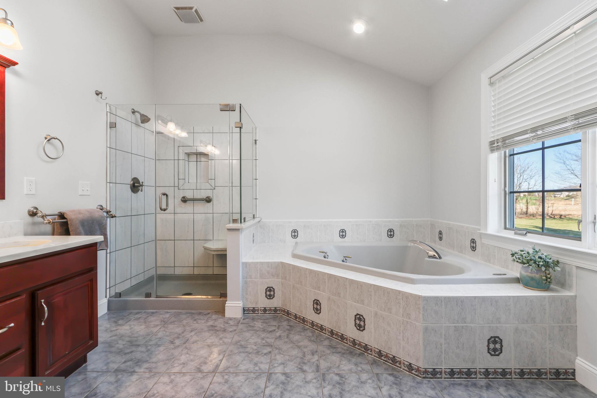 FAIRLAND FARMS - Residential