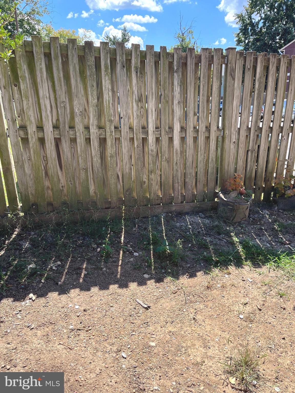 LOUDOUN HILLS - Residential