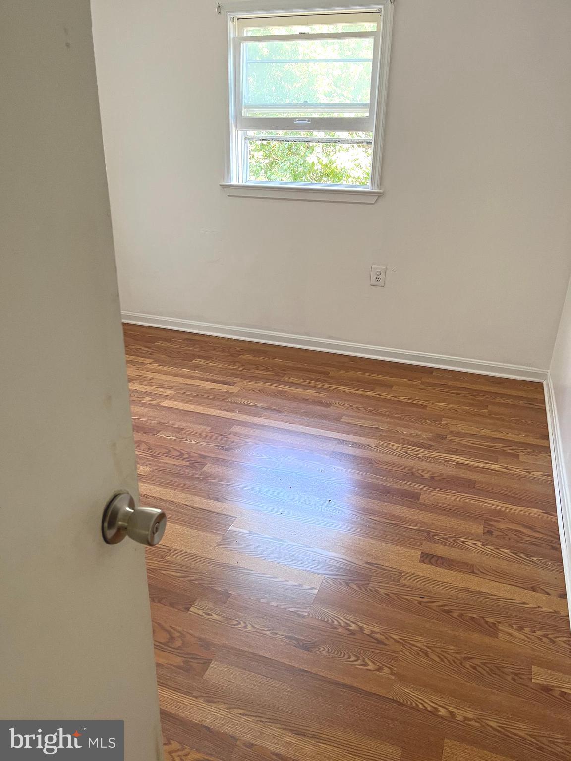 LOUDOUN HILLS - Residential