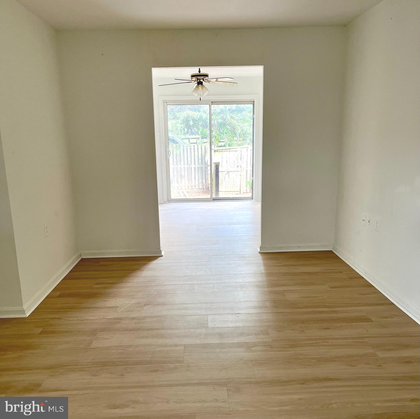 LOUDOUN HILLS - Residential