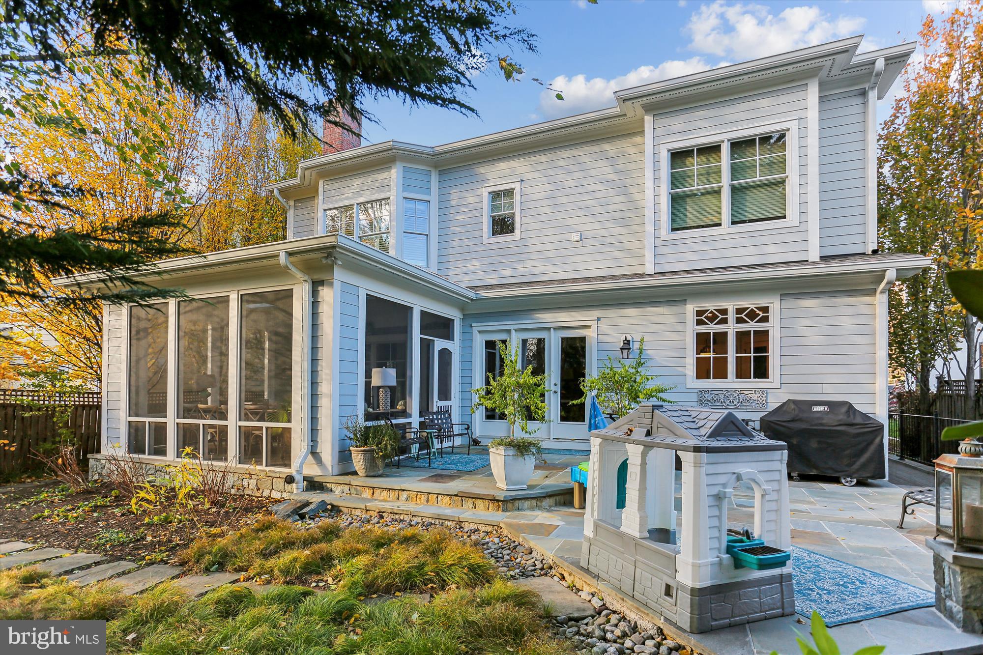 HUNTINGTON TERRACE - Residential