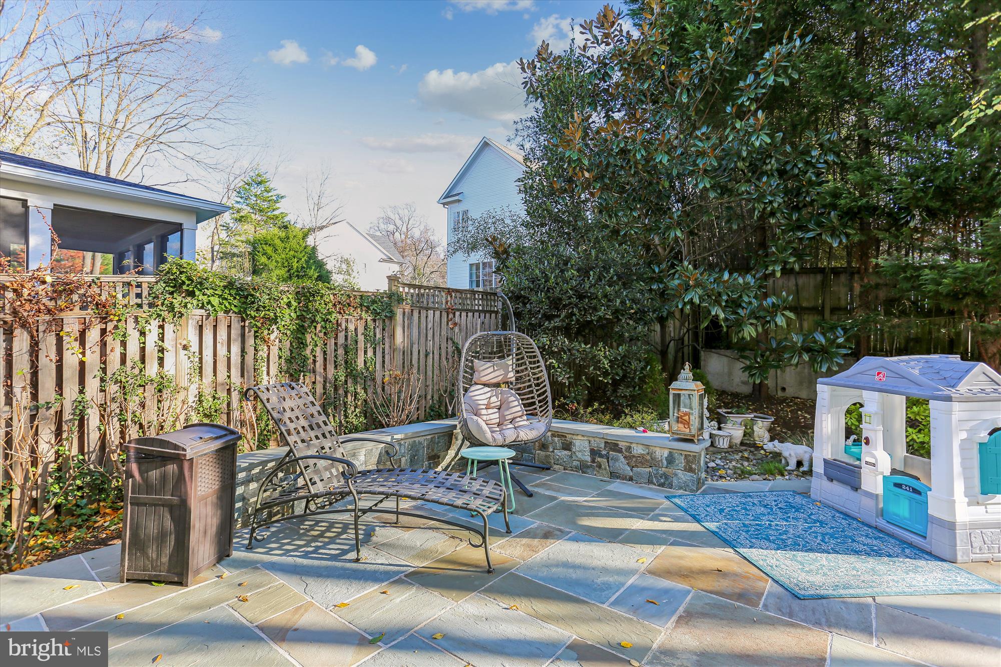 HUNTINGTON TERRACE - Residential