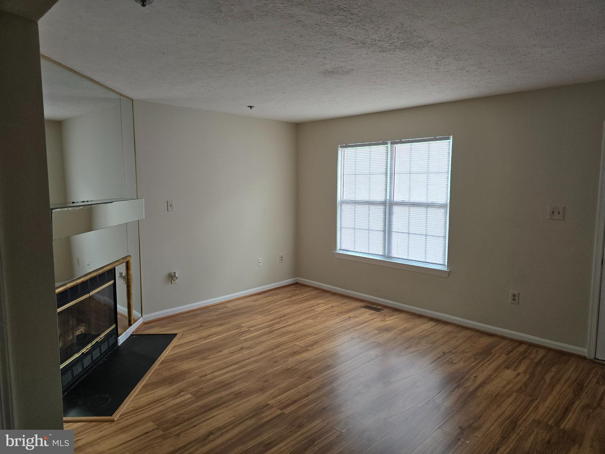 5242 DAVENTRY TERRACE