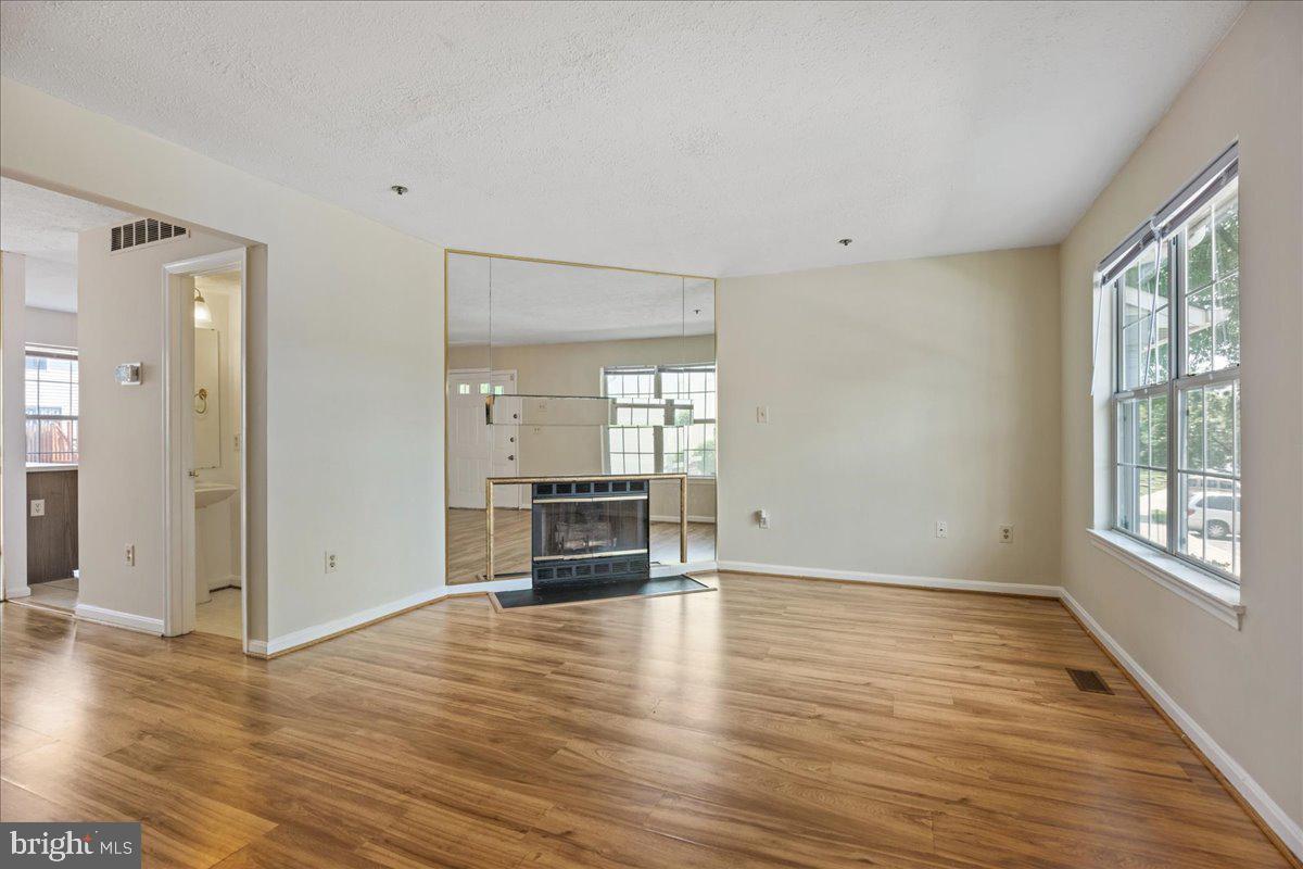 5242 DAVENTRY TERRACE