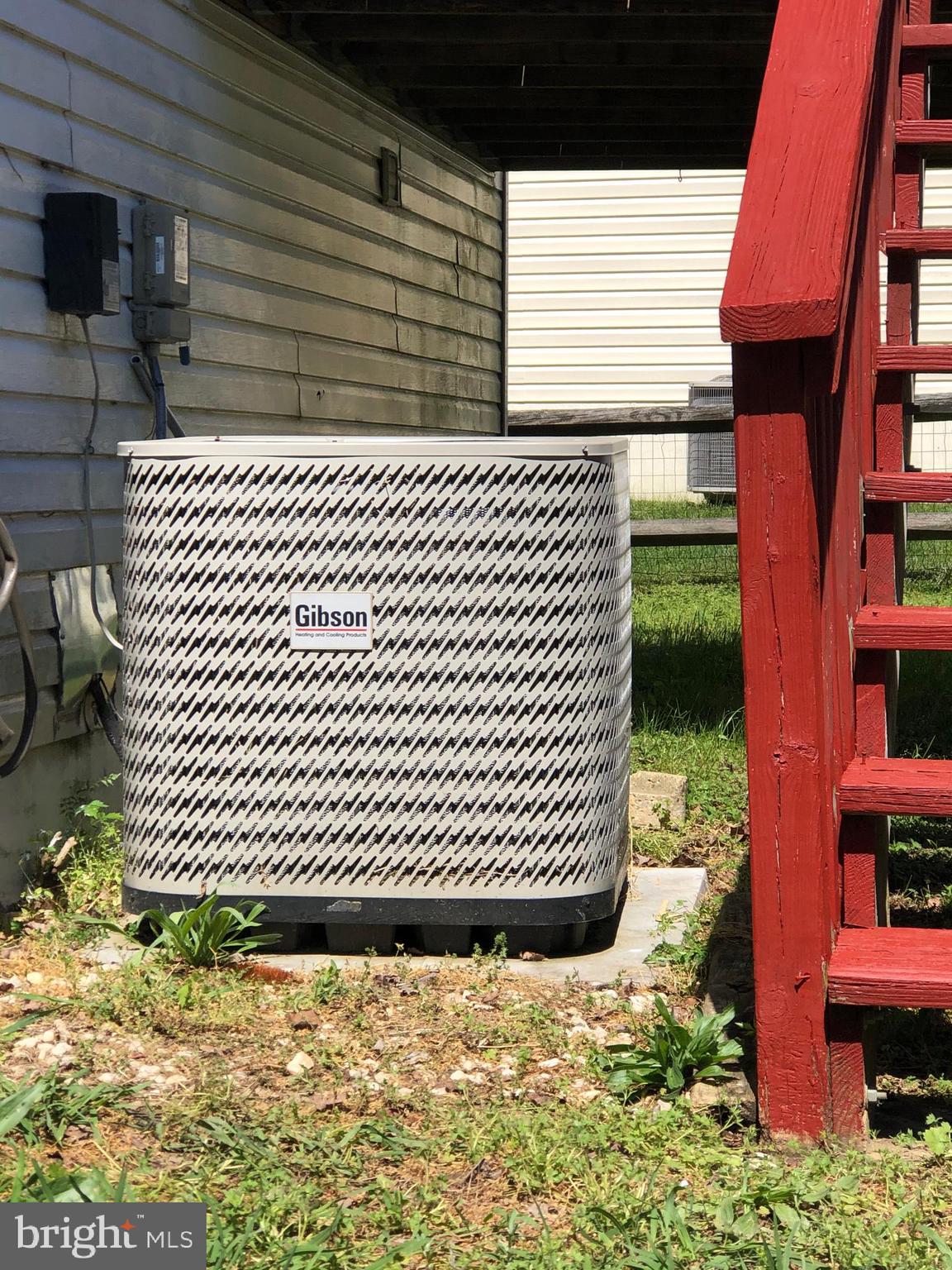 WESTBURY - Residential